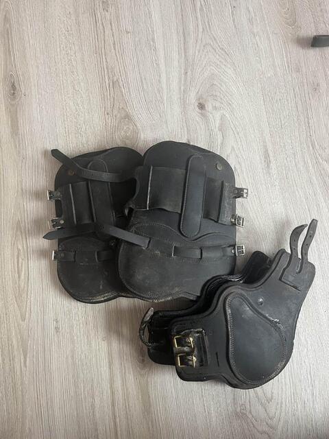 Protections guêtres + protège boulets Forestier