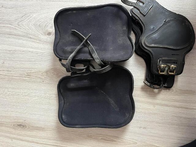 Protections guêtres + protège boulets Forestier