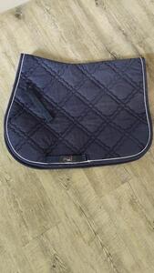 Tapis taille cheval coupe mixte bleu marine