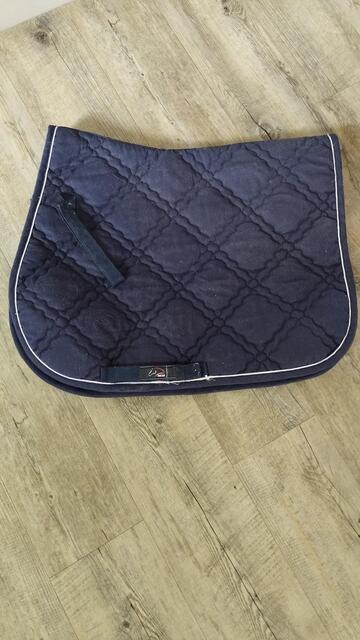 Tapis taille cheval coupe mixte bleu marine