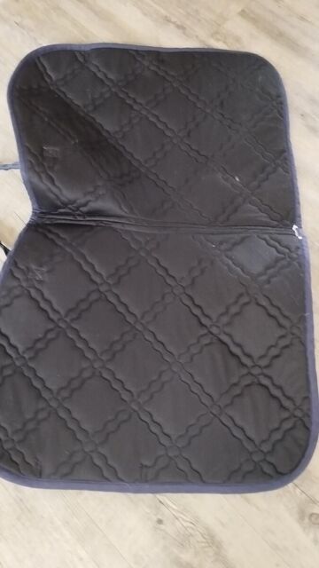Tapis taille cheval coupe mixte bleu marine