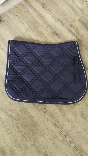 Tapis taille cheval coupe mixte bleu marine