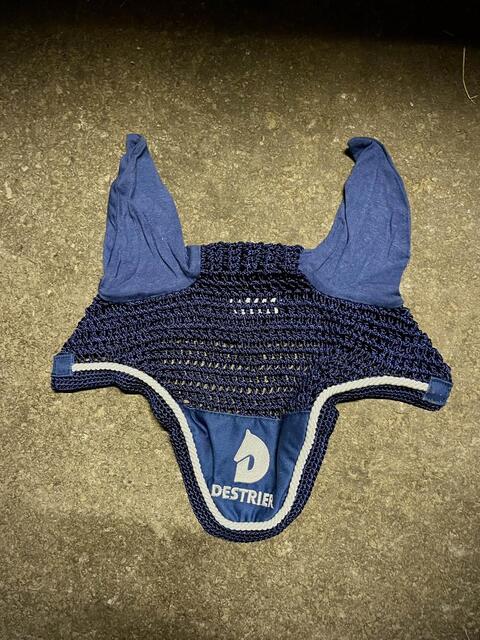 bonnet destrier