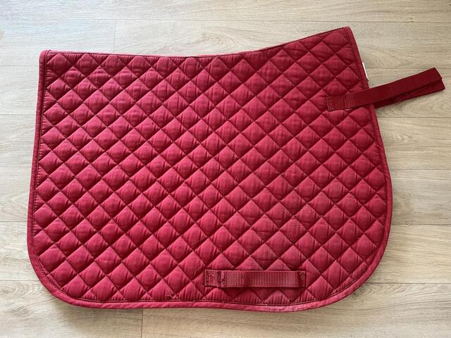 Fouganza, Tapis cheval