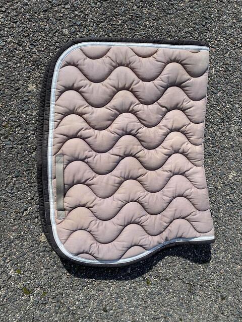 Tapis silver crown