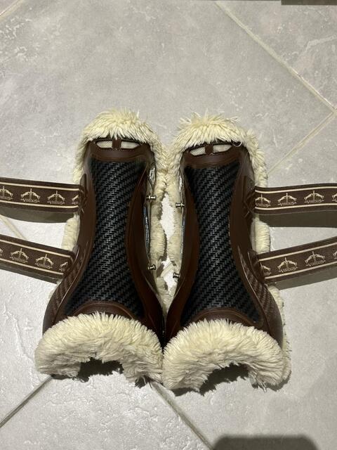 Ensemble Veredus Carbon gel vento save the sheep