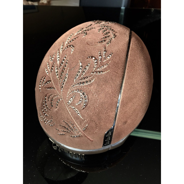 Bombe Samshield Flower