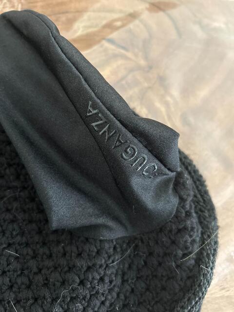 Bonnet noir