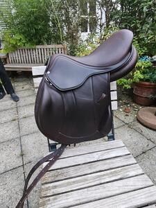 Selle RS Line Monoquartier marron 17.5