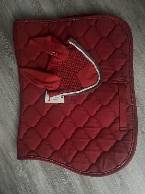 ensemble tapis + bonnet