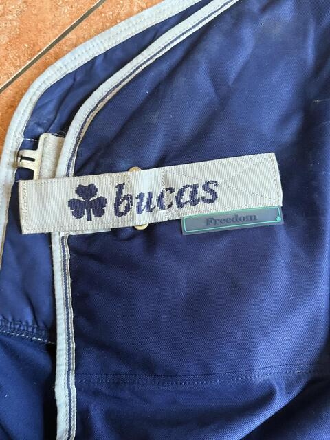 Chemise bucas