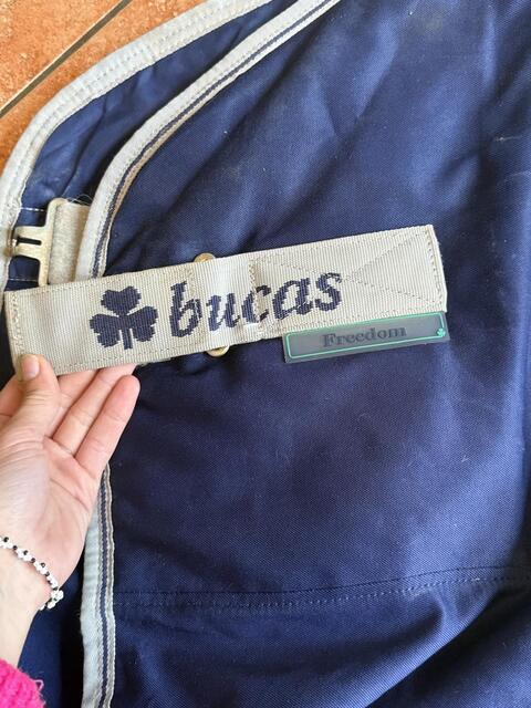 Chemise bucas
