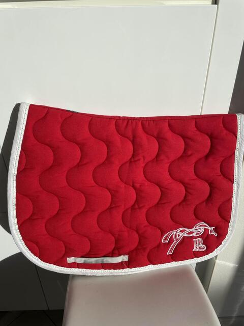 Ensemble bonnet/tapis Pénélope Leprevost