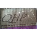 Tapis mauve QHP