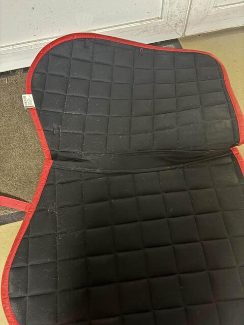tapis horze rouge