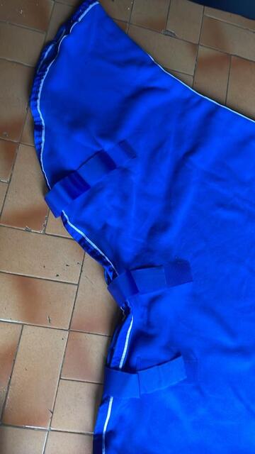 chemise polaire avec encolure