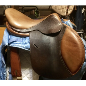 Selle 17 quartier 5 marque bâtes