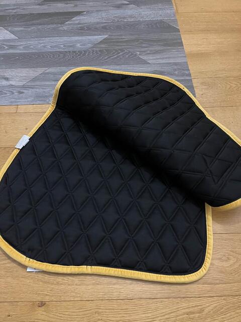 tapis jump’in jaune moutarde