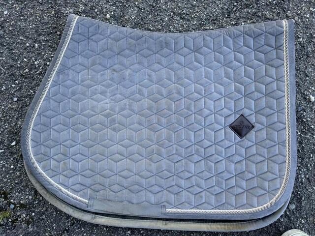 tapis gris velvet