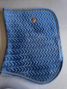 tapis kentucky velvet pearl bleu marine