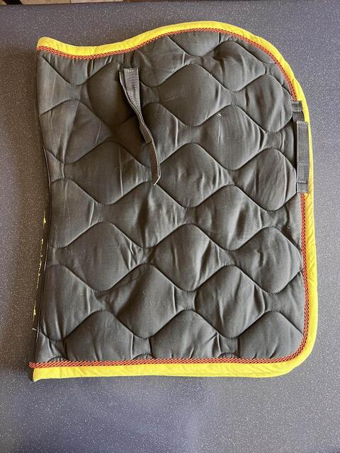 tapis equi-theme néon fluo
