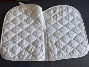 tapis qui-thème blanc
