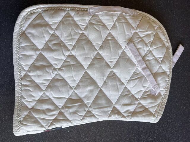 tapis qui-thème blanc