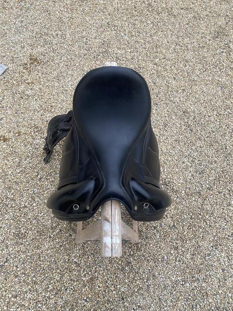 Selle devoucoux 17,5
