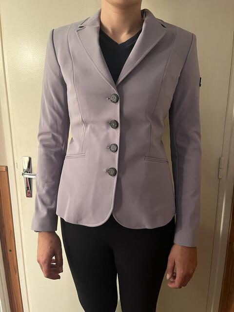 Veste equiline