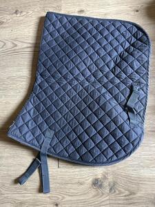 tapis gris