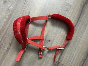 licole rouge moumoute