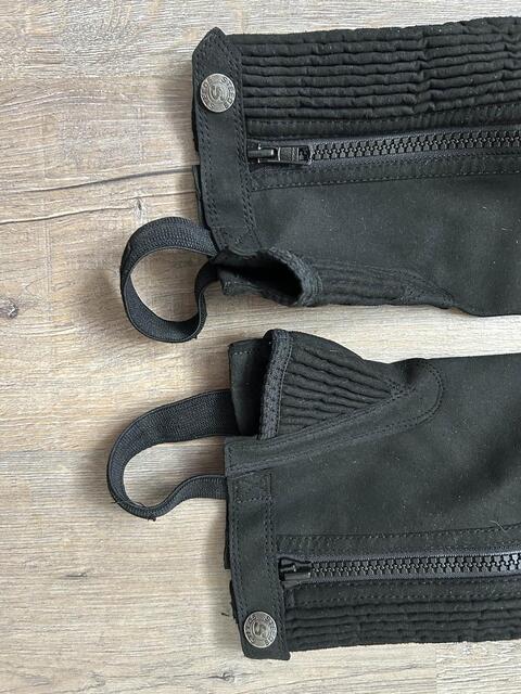 chaps noir steeds