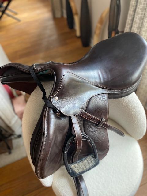 Selle Voltaire Design