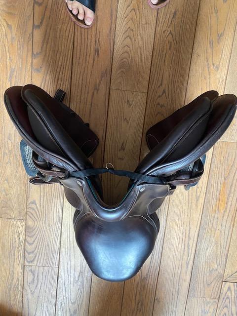 Selle Voltaire Design