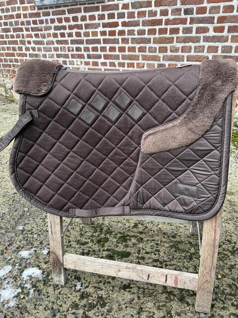 Tapis Eskadron brun