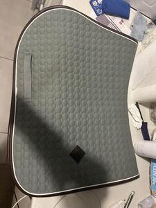 Tapis Kentucky Classic leather vert d’eau/ vert poudreux/ dirty Green/ disty Green