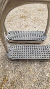 Paire d'étrier en aluminium