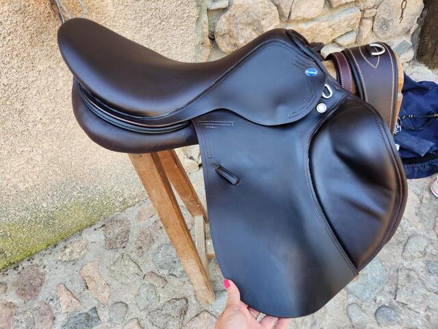 Selle Euroriding Emilio by Prestige 18"