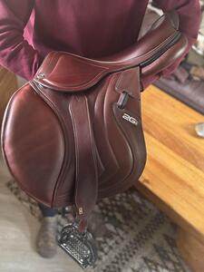 Selle CWD Mademoiselle 17.5