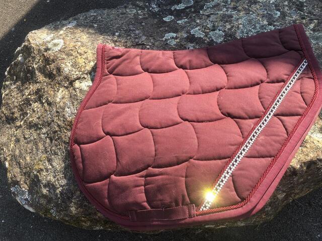 Tapis et bonnet Scarpati Swarovski édition