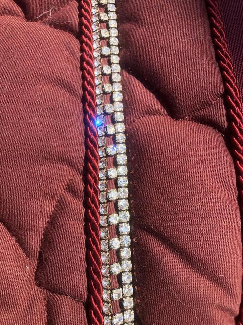 Tapis et bonnet Scarpati Swarovski édition