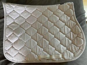 Tapis blanc