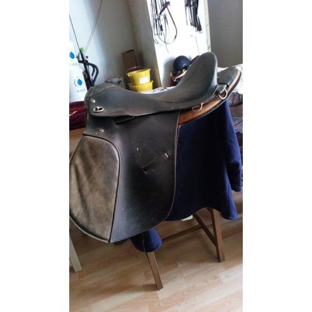 selle de randonnée ancienne