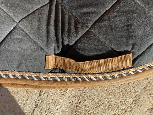 Ensemble tapis et amortisseur