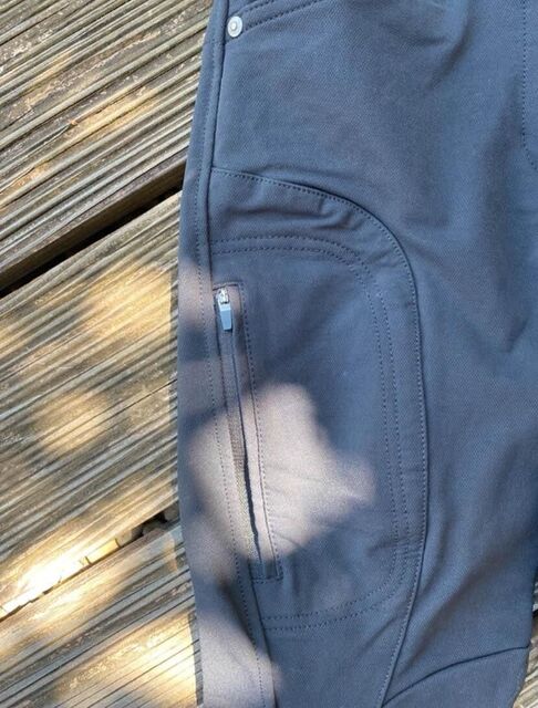 Pantalon noir Fouganza
