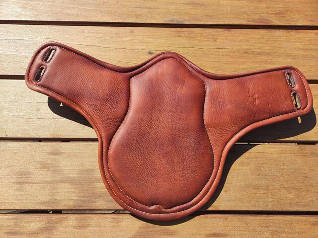 Sangle bavette courte