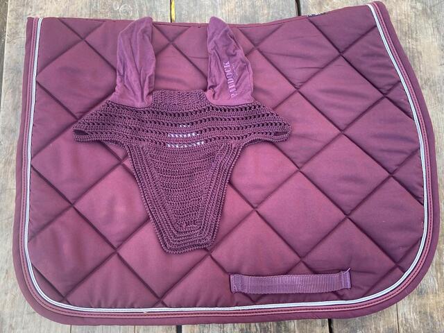 ensemble tapis bonnet Prune
