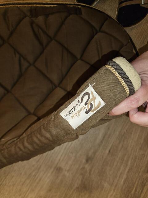 Tapis marron
