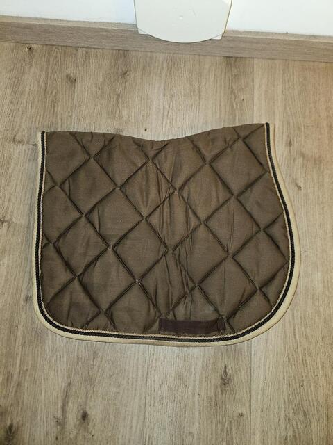 Tapis marron