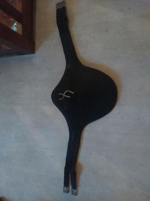 bavette cuir noire